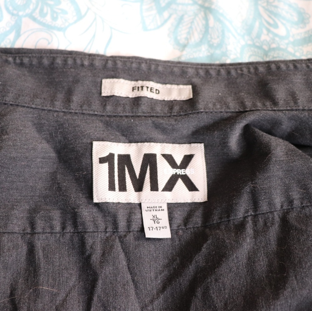 Express 1mx Fitted Button-Down - image 3